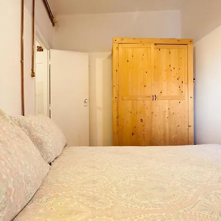 Charming In Alfama, Amazing View Apartament Lizbona